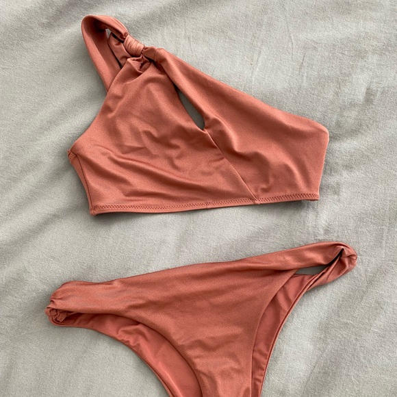 Oysho Bikini! Lightly used - Picture 1 of 2